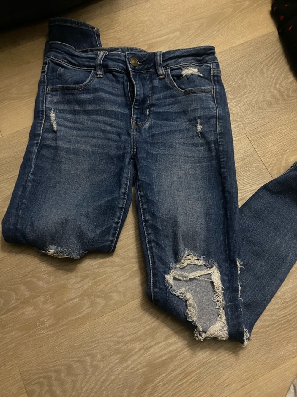 American Eagle Outfitters Dark Blue Distressed Skinny Jeans